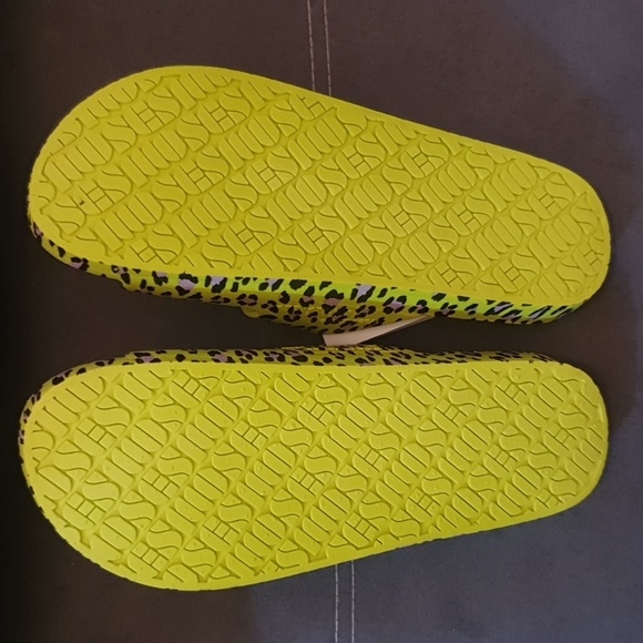 Brand New Freedom Moses-Moses Two Band Slides size 8/9 - Picture 9 of 9